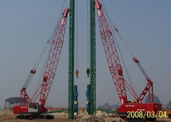 CQUY2600油圧クローラー クレーン軽量242kw 254t高い剛性率の耐久財